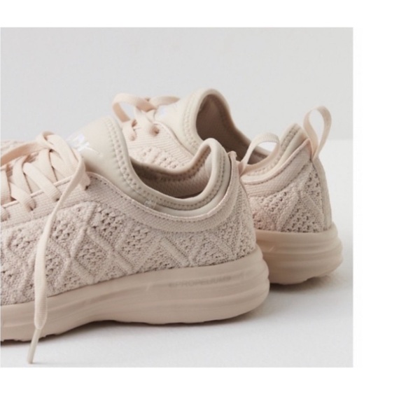 APL Techloom Phantom Sneakers in Cream/Fatigue. - Picture 2 of 13